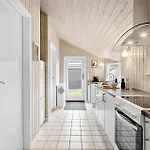 Cozy In With Kitchen Frorup
